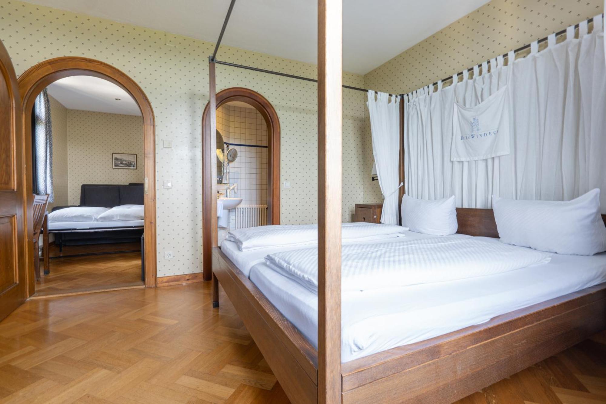 Hotel Burg Windeck ***S Bühl Habitación foto